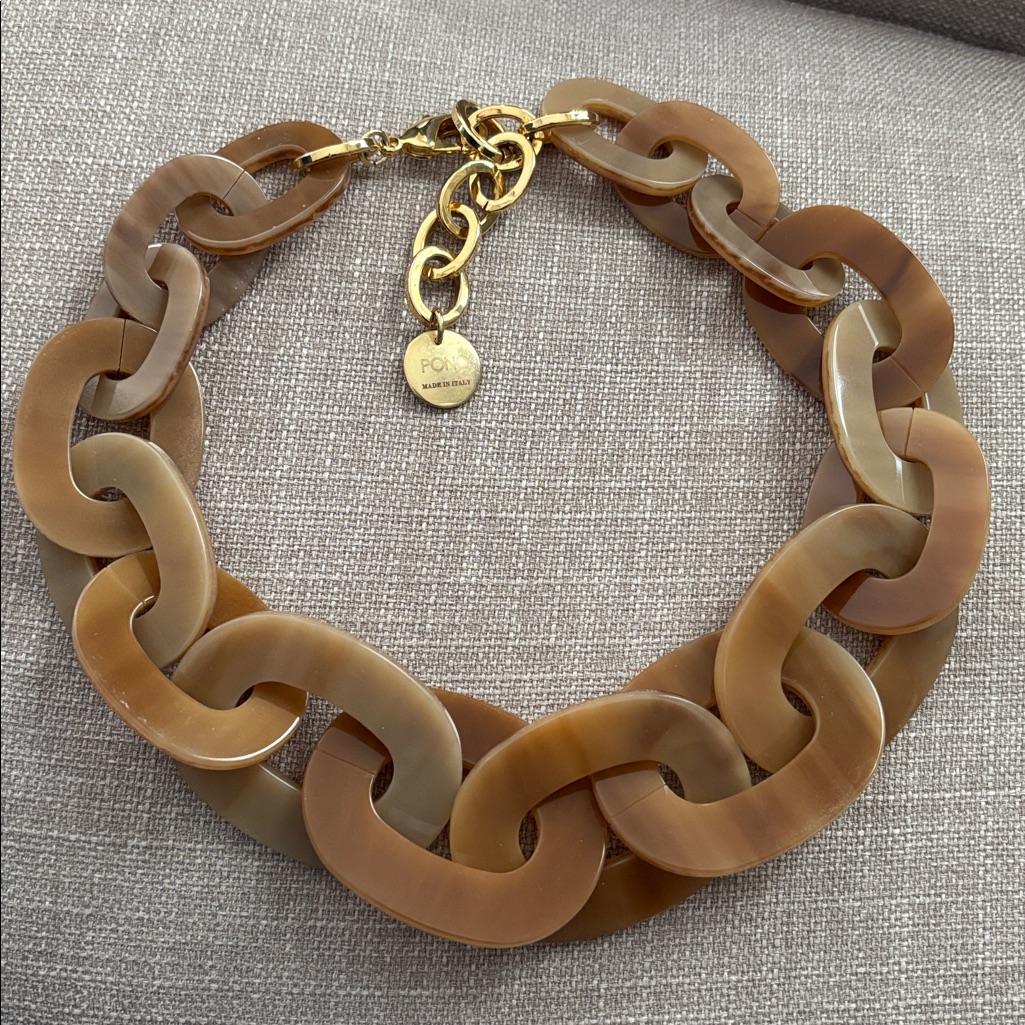 Pono Resin Necklace